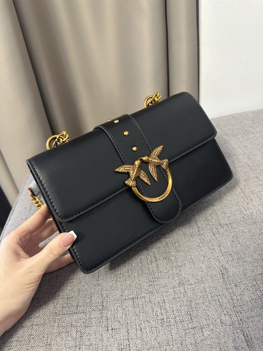 Дамска чанта - нова маркова