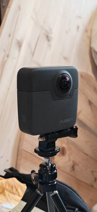 Camera de actiune Gopro Fusion 360 5.6k accesorii