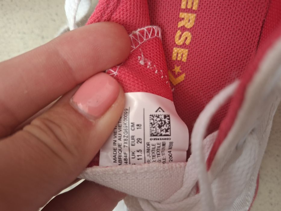 Adidași fete Converse