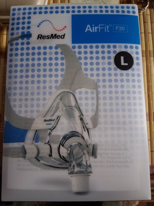 Vând mască CPAP oronazală resmed airfit f20 nouă