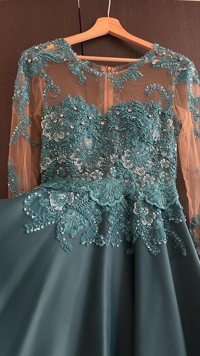 Rochie superba turcoaz