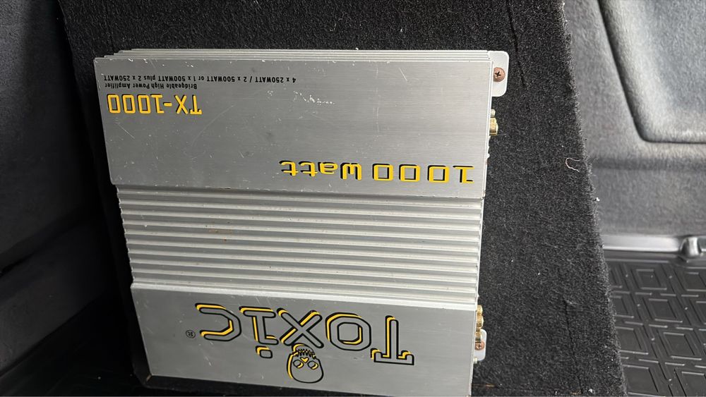 Subwoofer auto fara statie sa dat