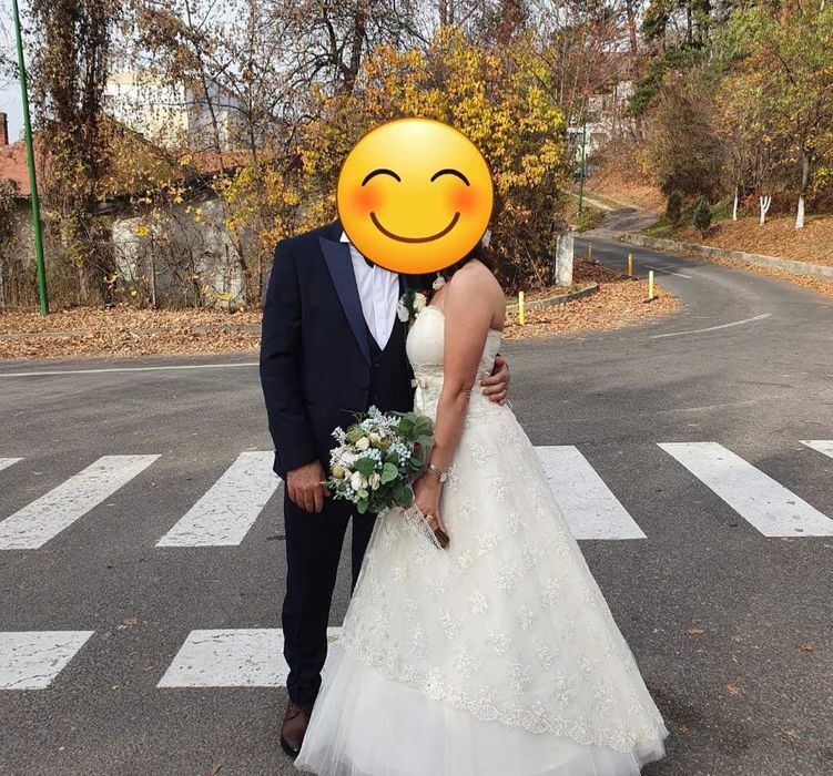 Rochie mireasă dantela si tulle