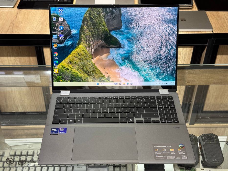 ASUS VivoBook 16 Flip Oled 3K 16gb видеокарта