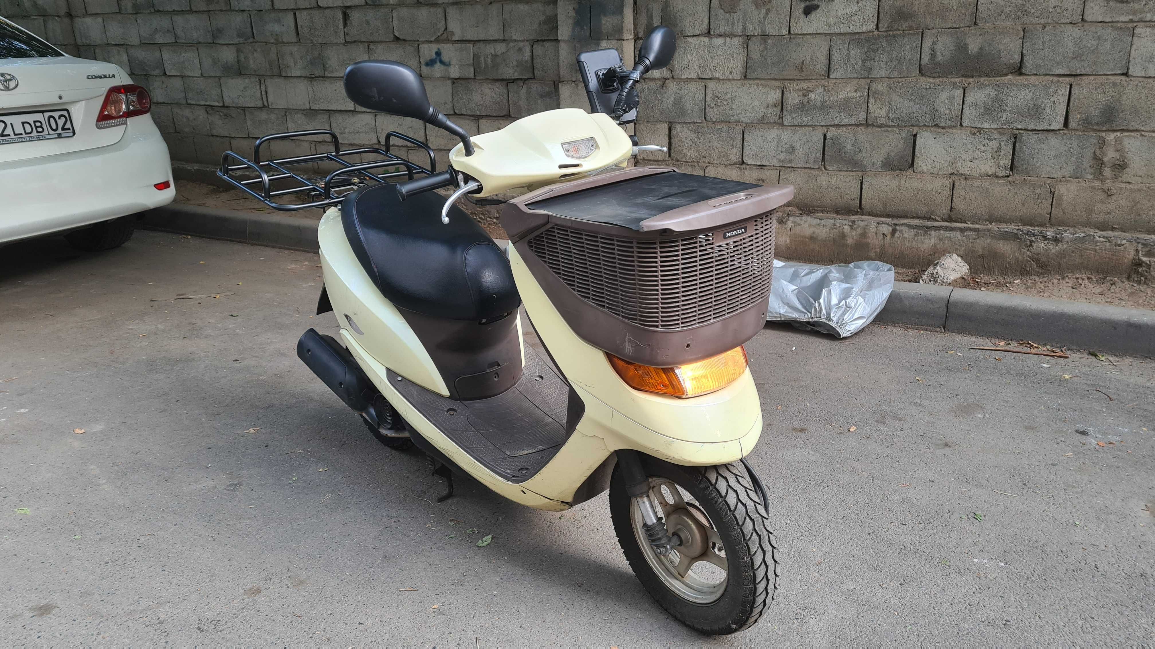 Мопед Honda DIO Cesta AF-34