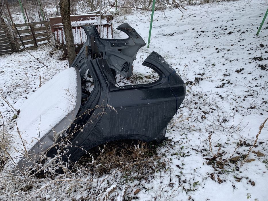 Aripa volvo v60 aripa