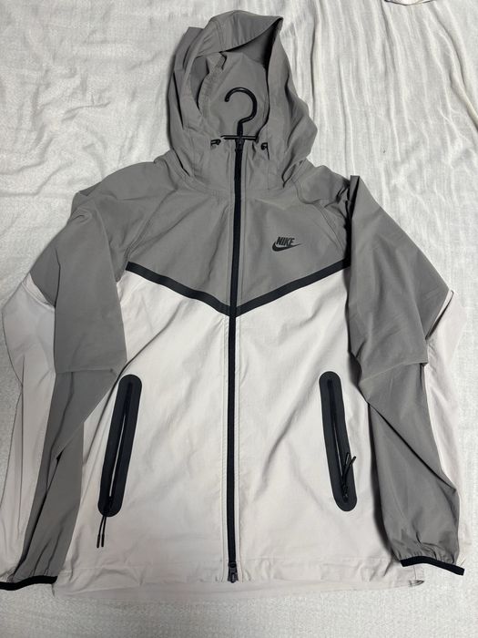 Nike tech windbreaker