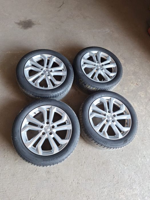 Vând Jante Dezent Ta Siver R17 +Cauciucuri de Vara BRIDGESTONE