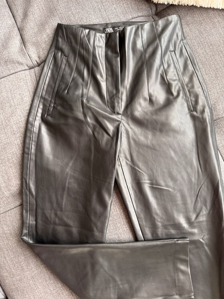 Zara рипсен клин с цепки, Zara кожен панталон, Mom jeans