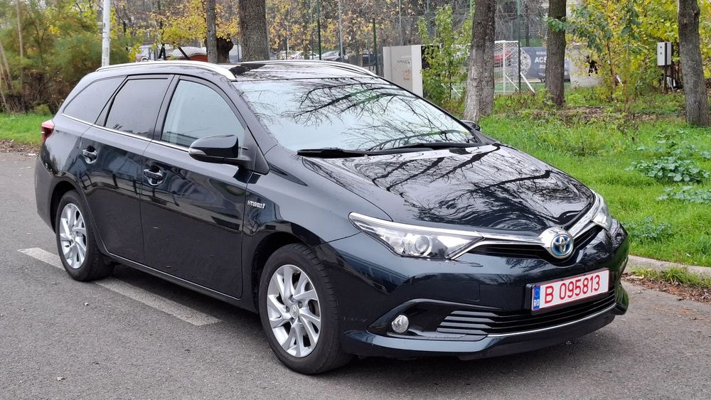 Toyota Auris Toyota AURIS, Hybrid, E6, Carte service, RAR efectuat, Test Baterie