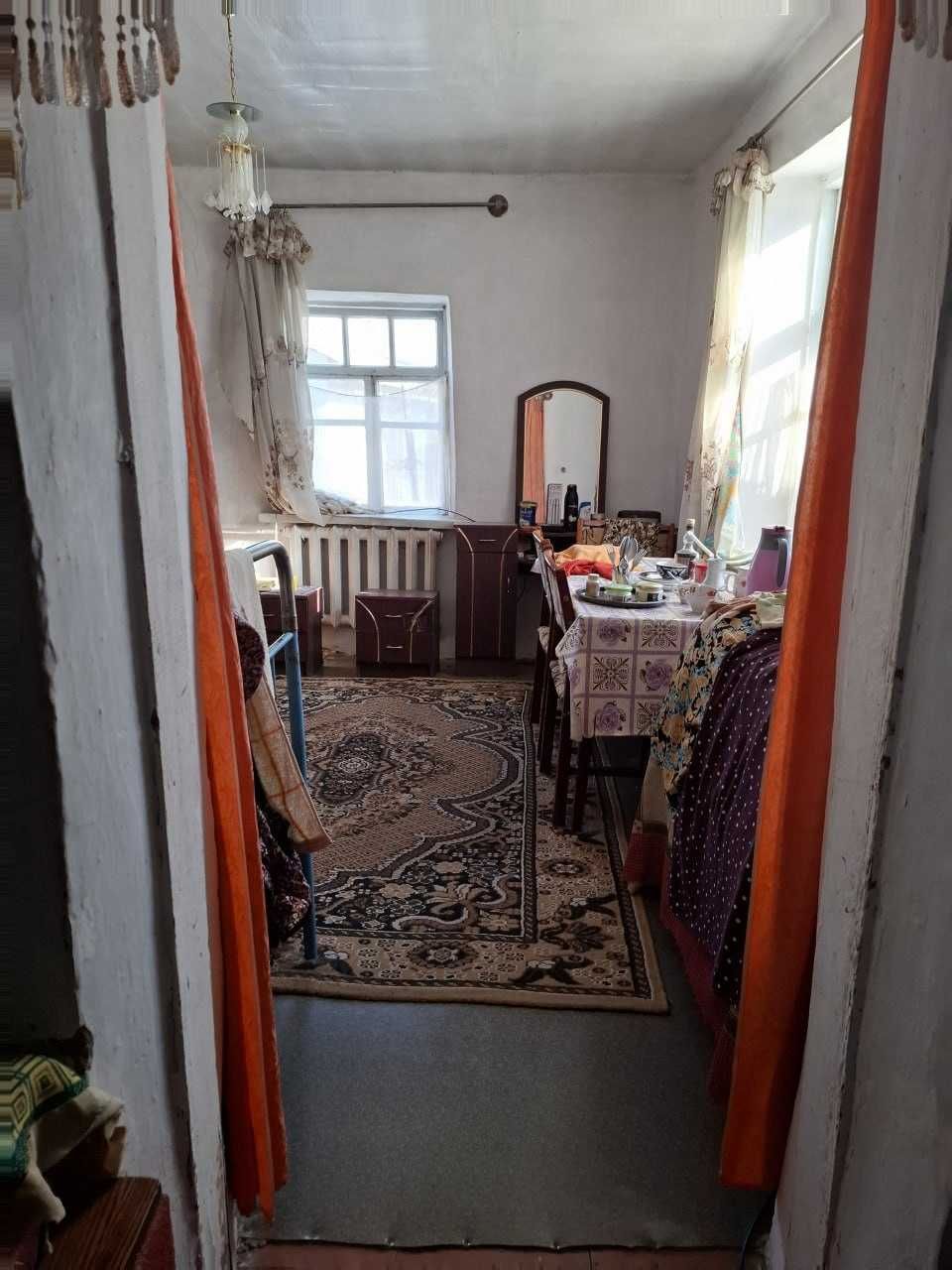Продается участок с домом Нуравшон, улица Мехнат, сотка 4500 у.е.