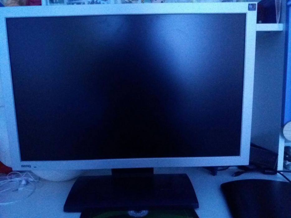 Монитор BENQ