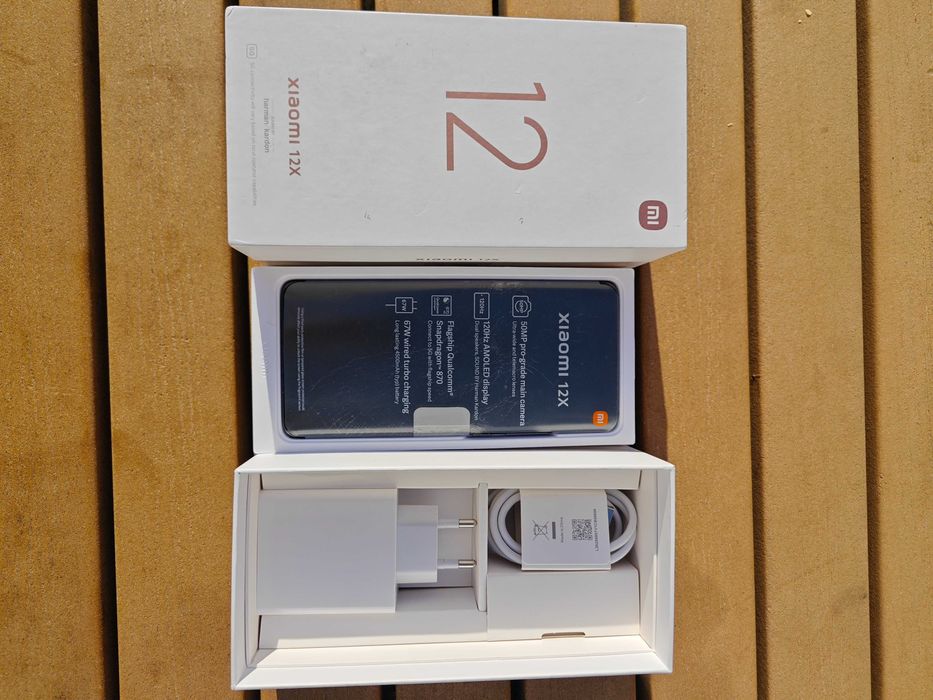 Xiaomi 12x + Xiaomi 11 Lite 5G NE