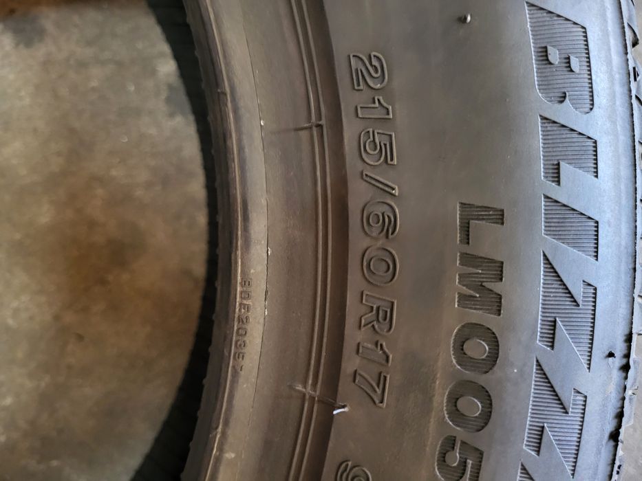 2 anvelope 215 60 R 17 Bridgestone iarn