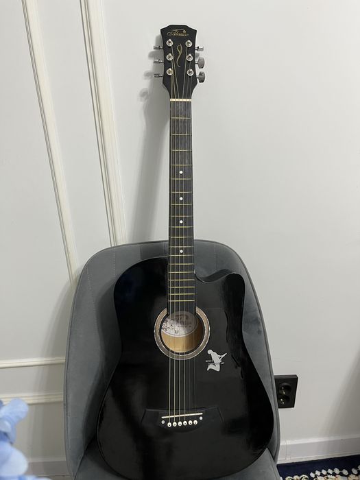 Гитара Акустическая
