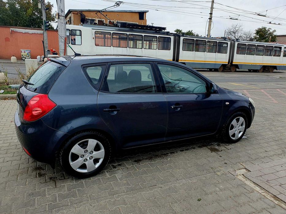 Masina Kia Ceed 2009