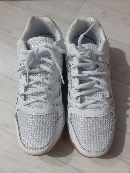 Женские крассовки