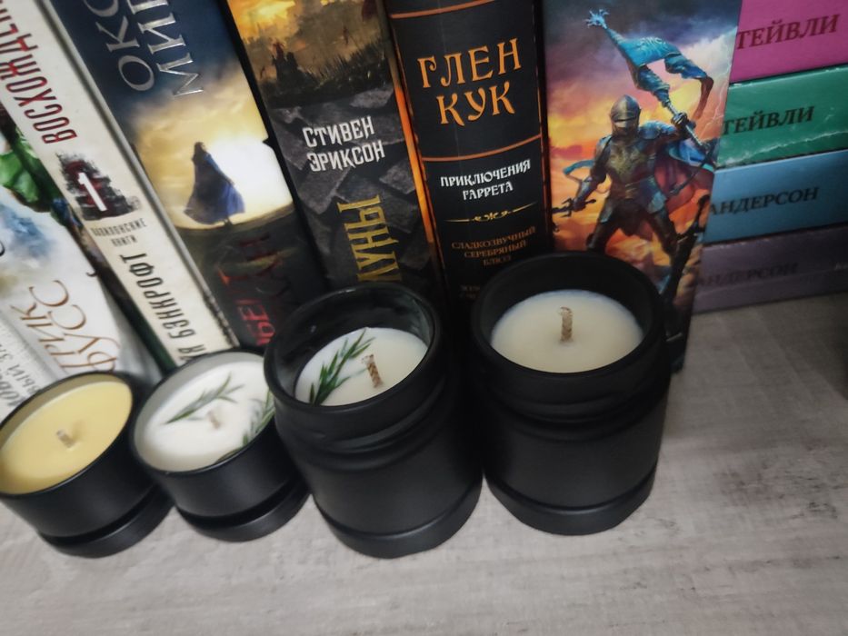 Новогодние свечи с новогодним запахом