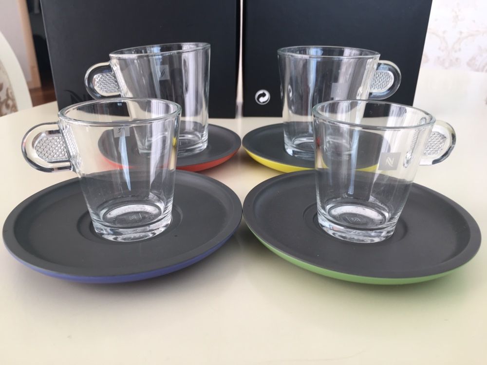 Набор кружек с тарелочками от Nespresso