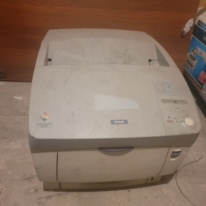 Продам принтер EPSON AcuLaser C4100