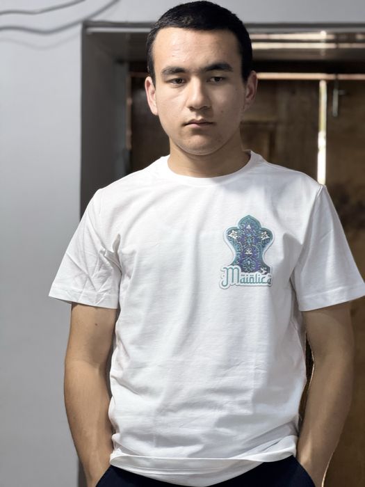 Ruchka,blaknot,bakal, futbolka,xudi,nimcha va boshqalarga brendbosamiz