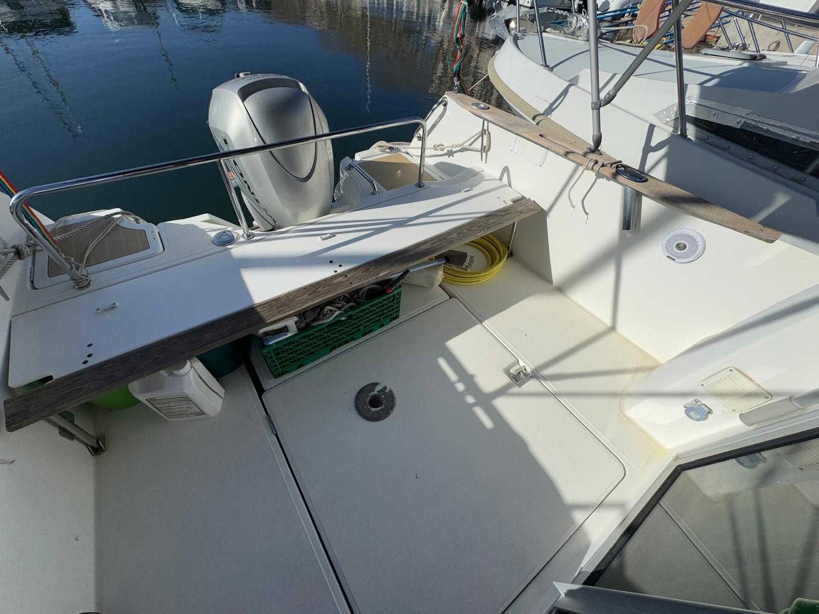 Vand barca  Beneteau Antares 650 HB cu Honda 90cp înmatriculată Ro