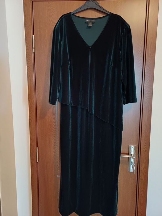 Rochie Noua catifea elastică XL