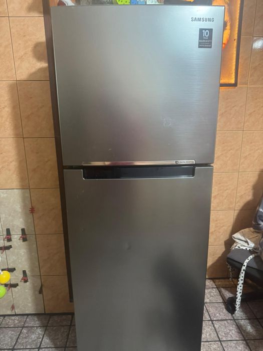 Frigider Samsung