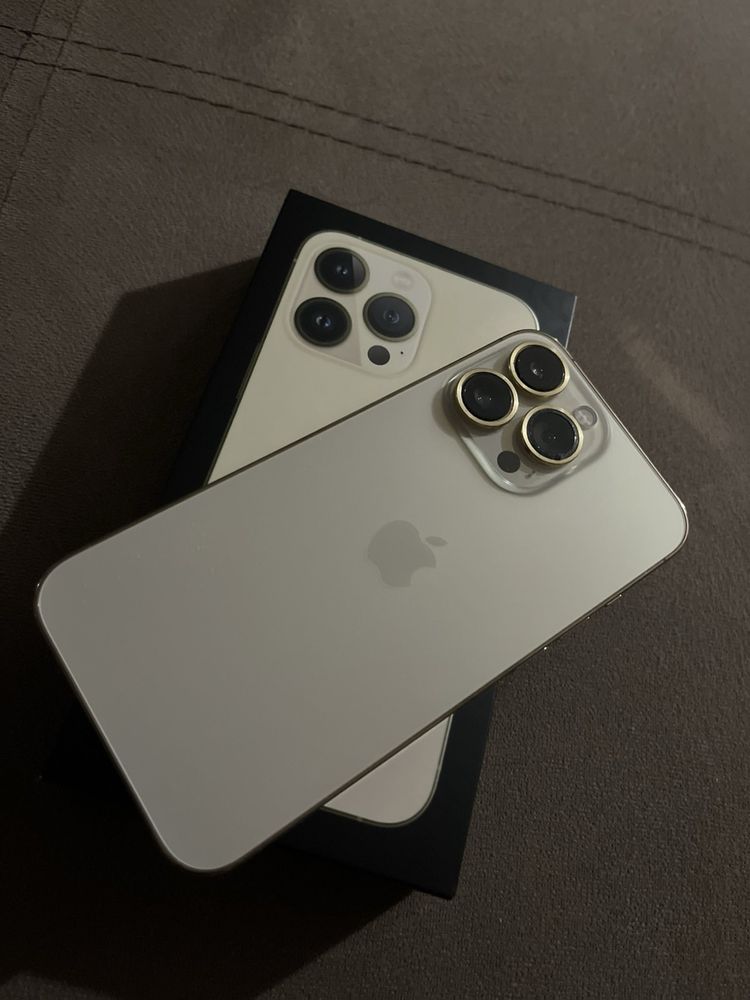 Iphone 13 pro gold -като нов