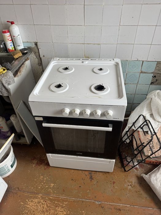 Продам газплиту. В нормальном состоянии.