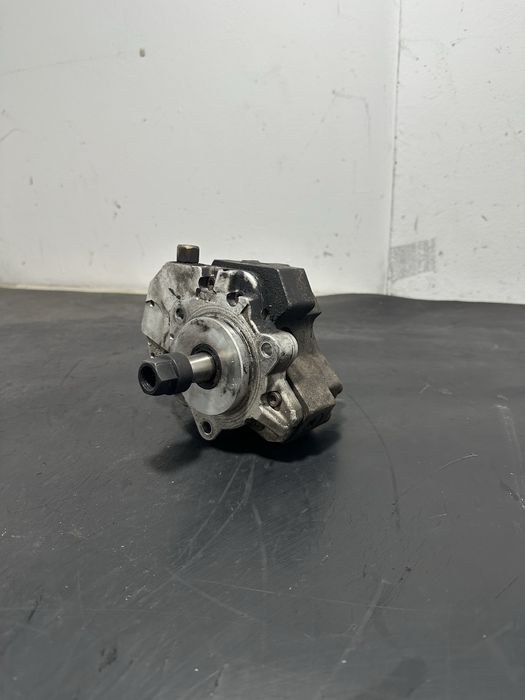 Pompa inalta presiune BMW Seria 3 E90 E91 320d 2.0 diesel 330d M57 M47