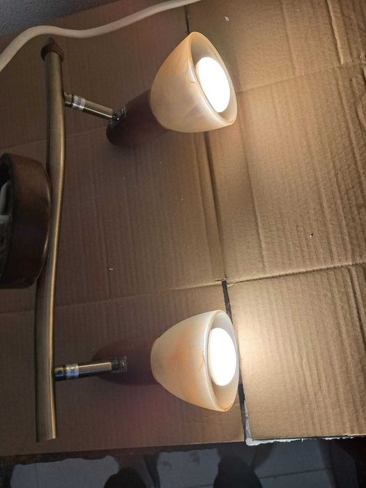 Corp iluminat veioza