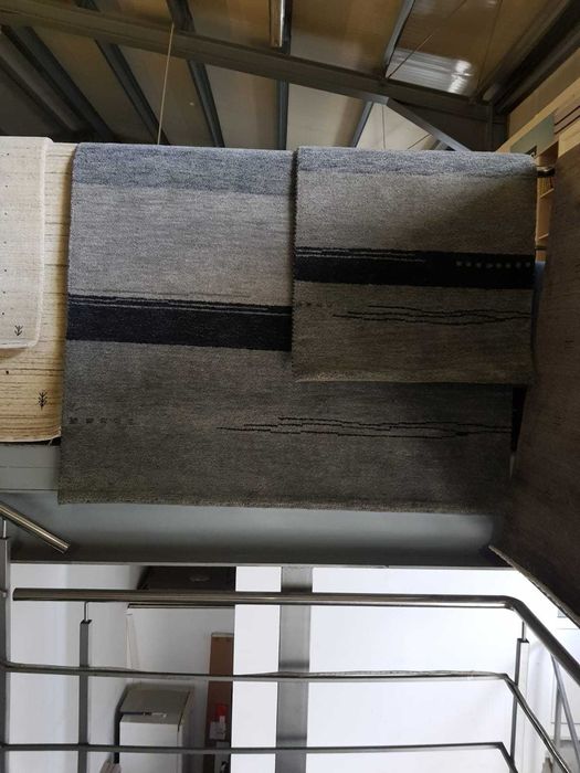 COVOR DIN LANA 140x200cm de lux, nou, Elvetia