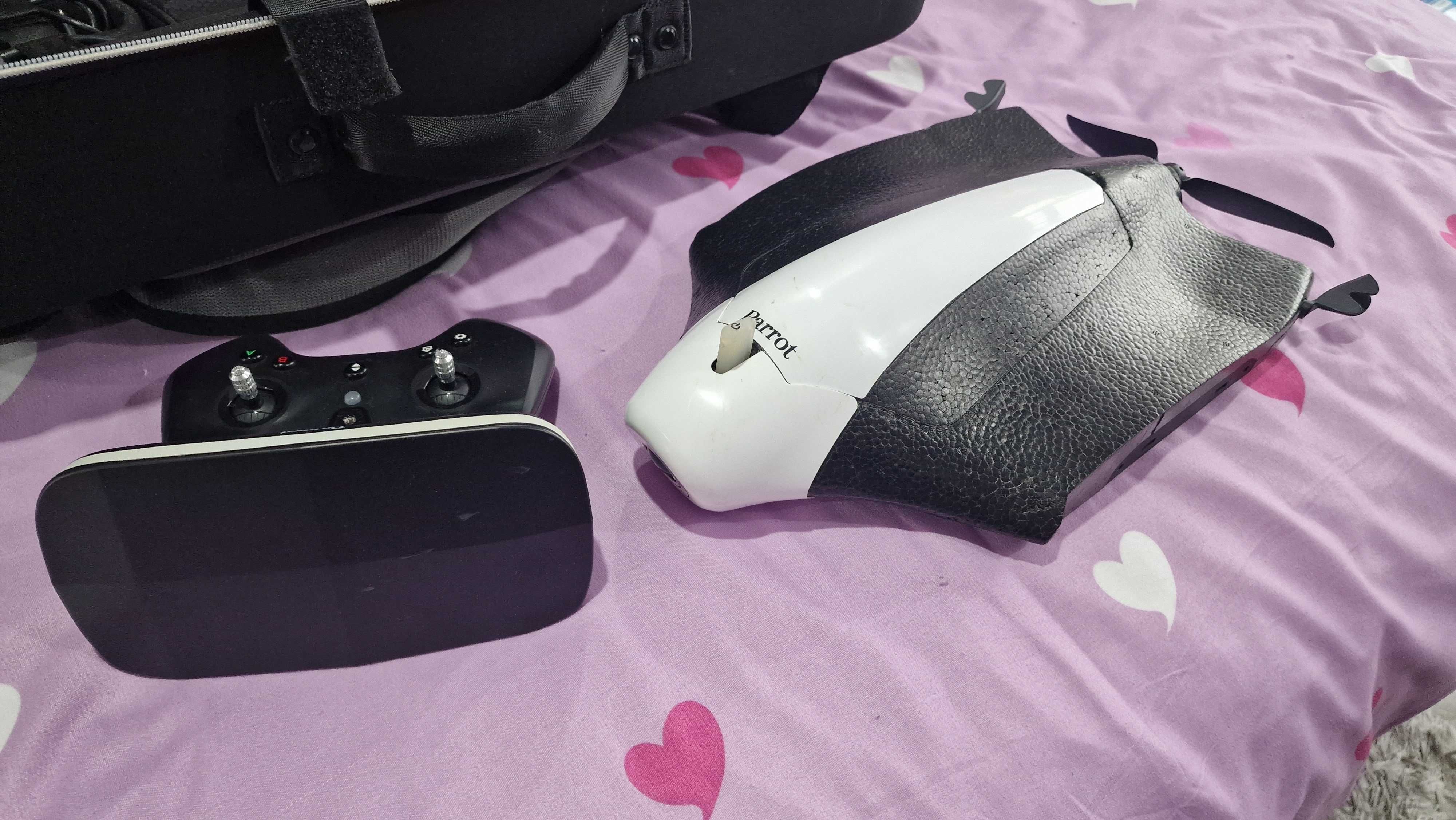 Drona Parrot, Skycontroller 2, cockpitglasses + accesorii, stare buna