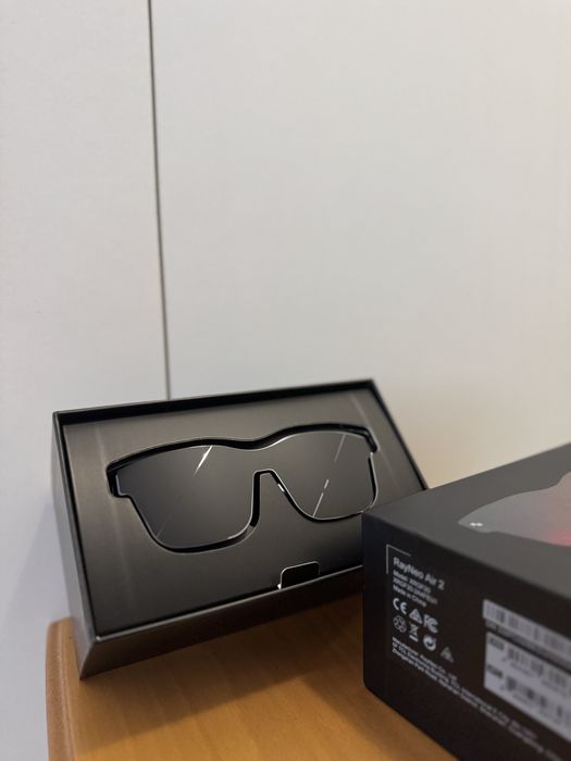 Очила за виртуална реалност RayNeo Air 2s