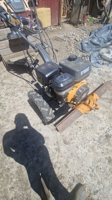 Vând motocultor o mac 160