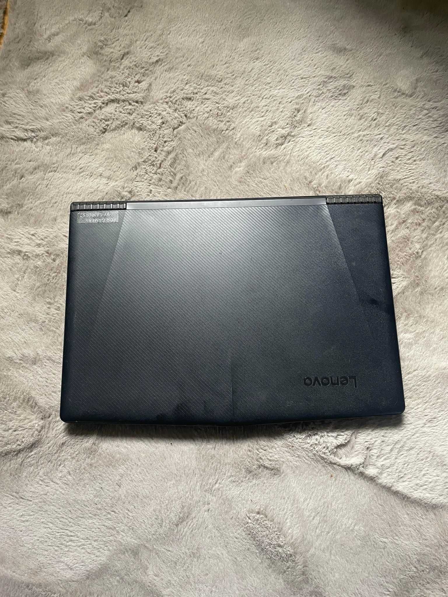 Laptop Lenovo Y520