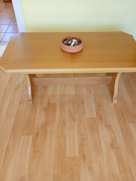 Măsuță cafea din lemn masiv