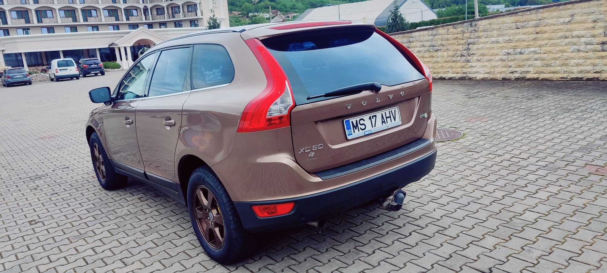 Vând Volvo XC 60