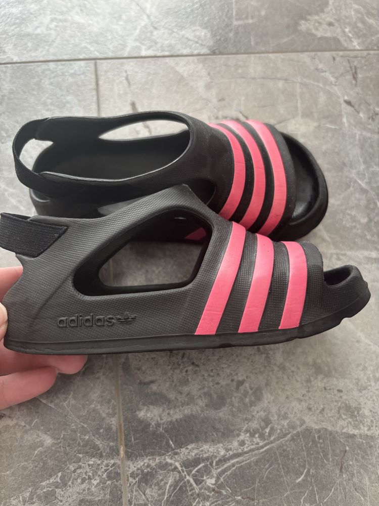 Детски сандали за момиче/момче Puma i Adidas