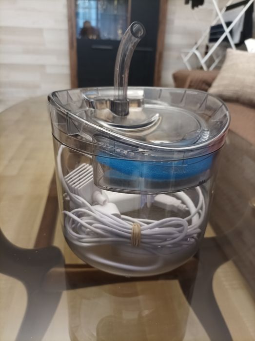 Фонтан за котки и кучета