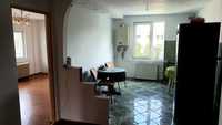 Vand apartament 3 camere decomandat