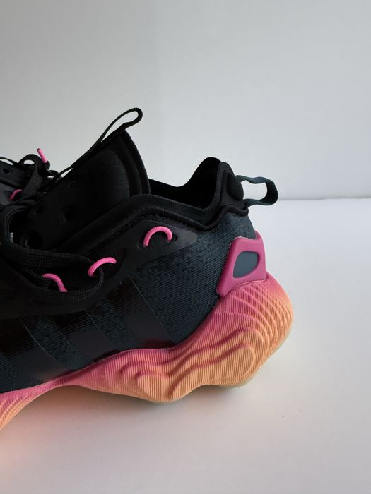 Adidas marimea 37 1/3 noi, originali