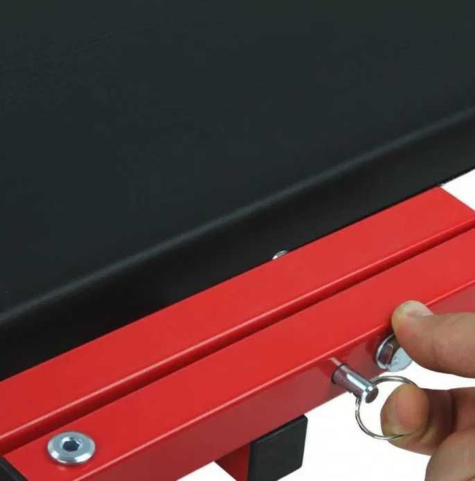 Сгъваема aвто лежанка работен стол с 6 колела Mar-Pol