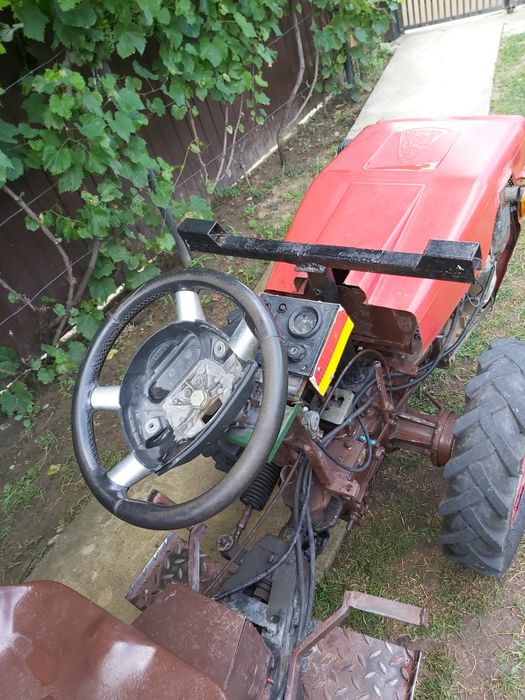 Vând motoagricola 4x4