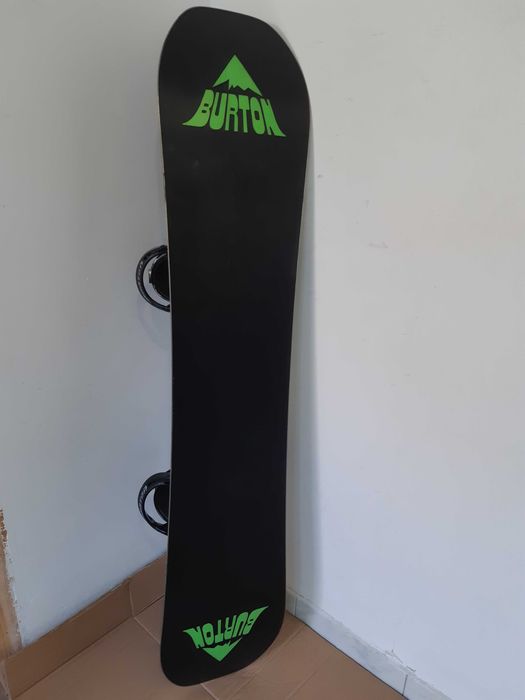 Placa snowboard Burton Radius 135 cm cu legaturi Burton - boots