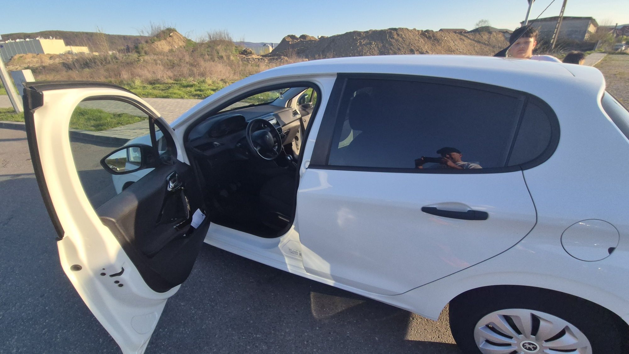 Peugeot 208 2013