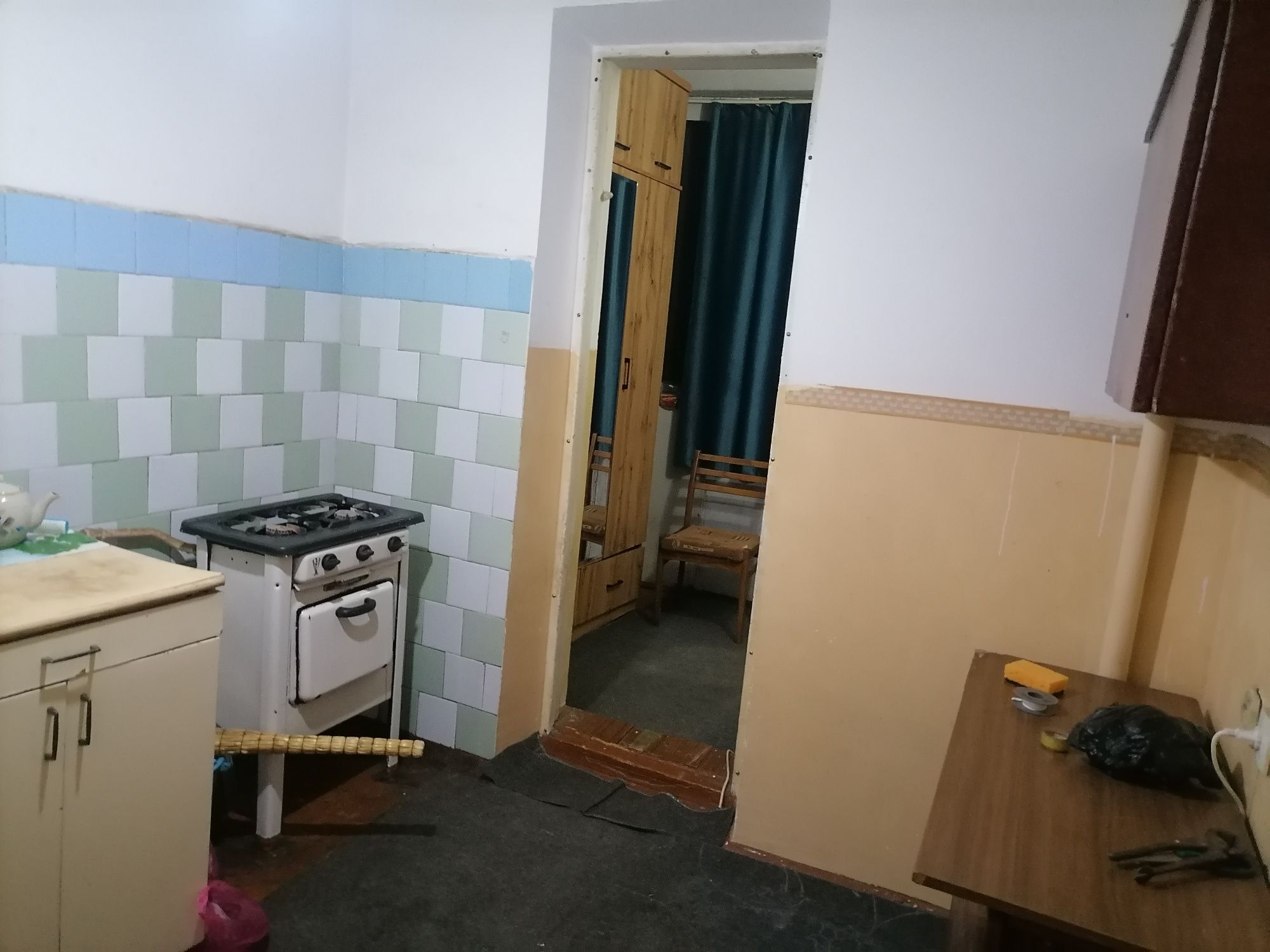 Сдаю 1-комнатн квартиру на 3эт.кирп. дома, полупустая чч
