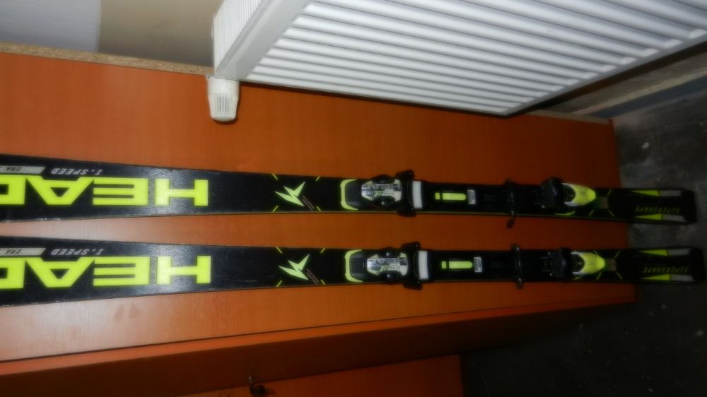 Head Supershape iSpeed (ski schi)