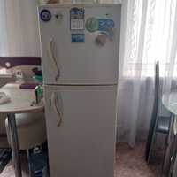 Холодильник  LG б/у